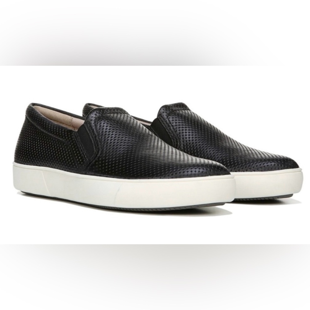 Naturalizer Marianne Black Leather Slip-on Sneaker Size 9.5